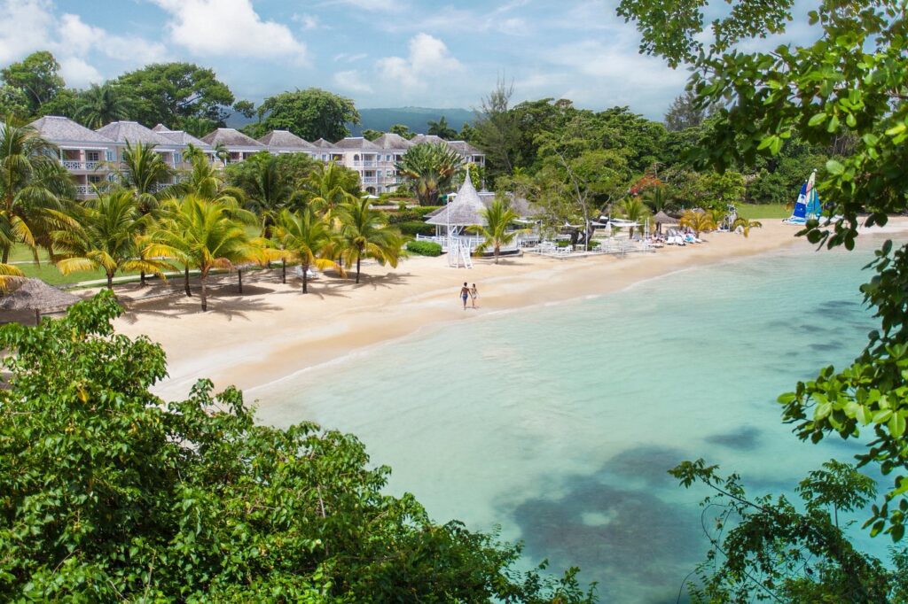 The Best Luxury All-Inclusive Resorts in Jamaica For Couples And Families