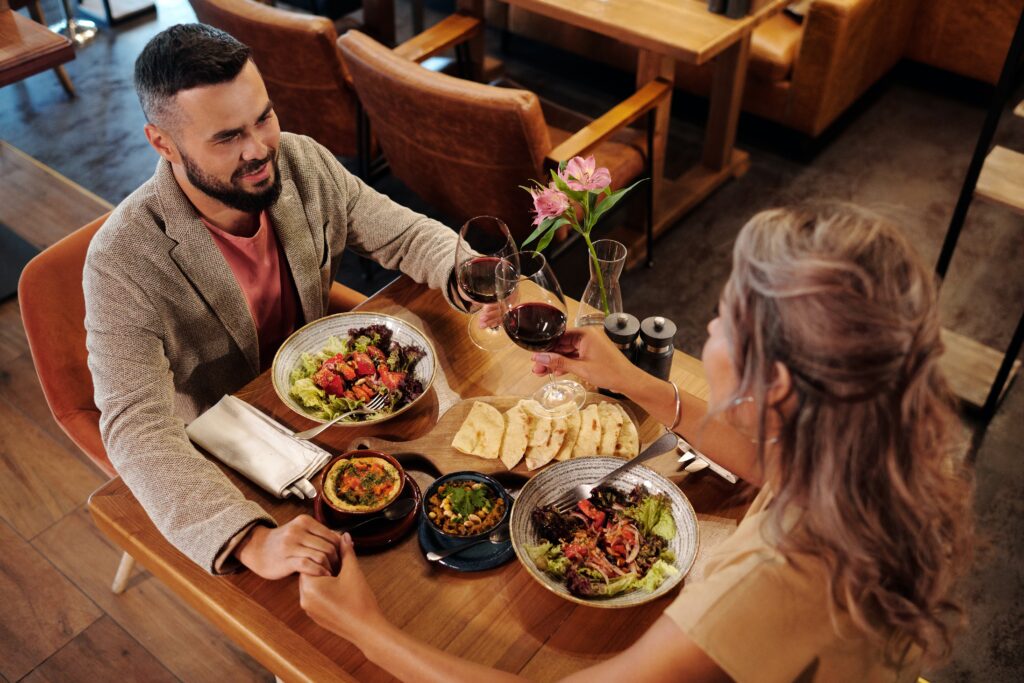 Sweet Couple, Restaurant, Dinner